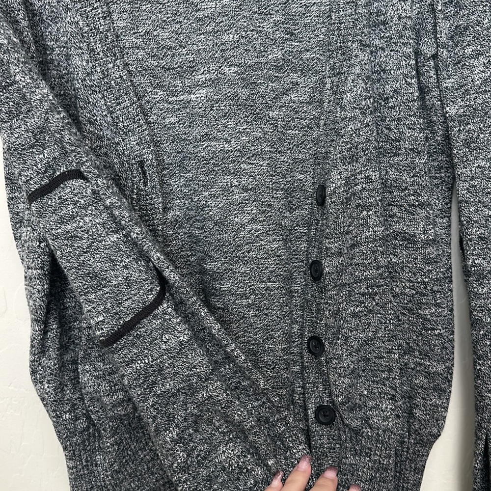 Cardigan - Picture 2 of 3